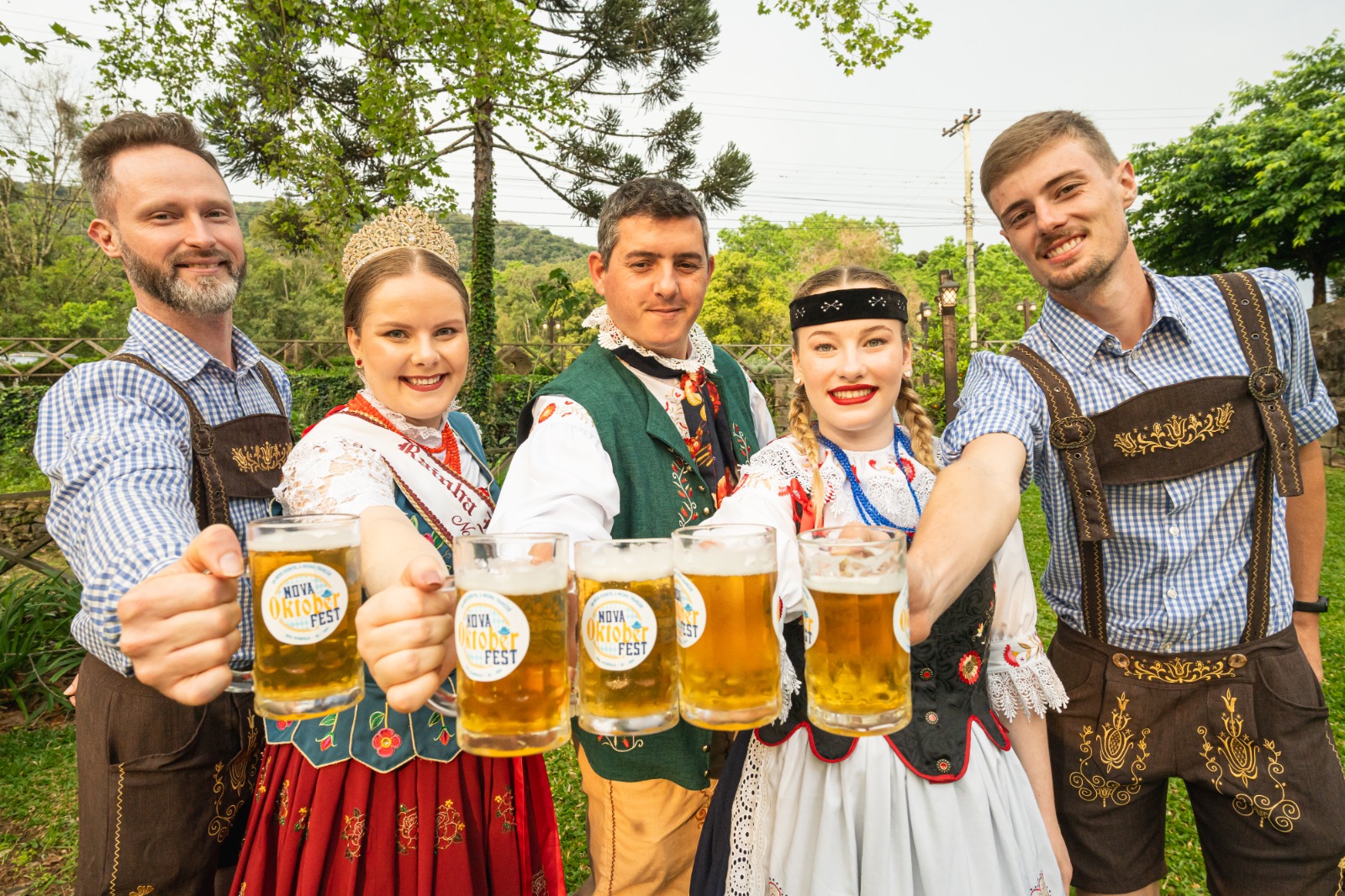 Capa do post - Prepare seu traje e curta a Nova Oktoberfest 2023 de 6 a 15 de outubro